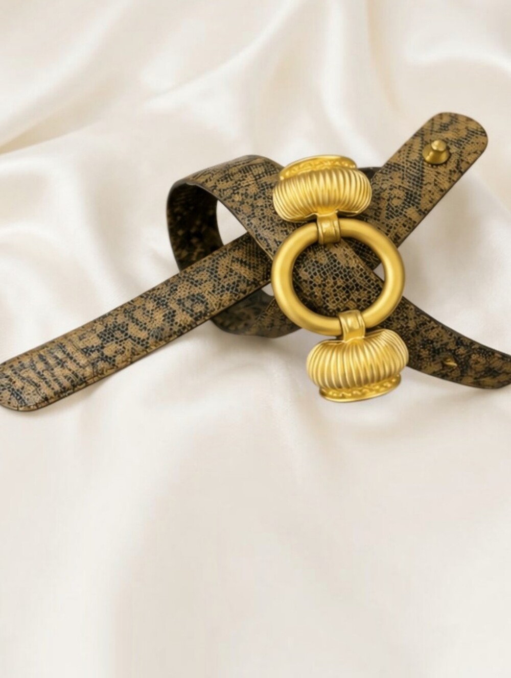 Vintage '90s Worth Genuine Snakeskin Leather Belt Gold Crown Buckle Size P